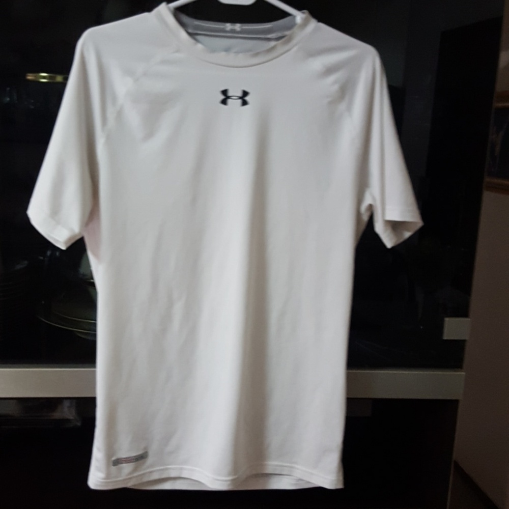 Under Armour XL compression t shirt